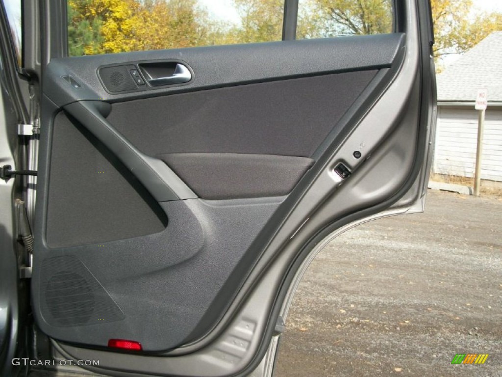 2011 Volkswagen Tiguan S 4Motion Charcoal Door Panel Photo #73057560