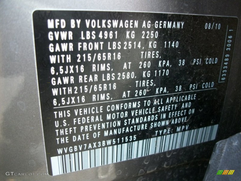 2011 Tiguan S 4Motion - Alpine Gray Metallic / Charcoal photo #32