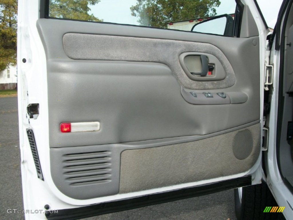 1997 Chevrolet C/K 2500 K2500 Extended Cab 4x4 Gray Door Panel Photo #73058301