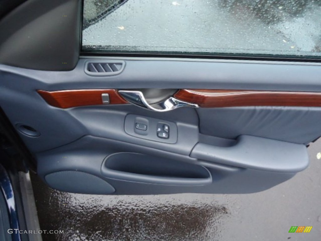 2002 DeVille DHS - Blue Onyx Metallic / Midnight Blue photo #13