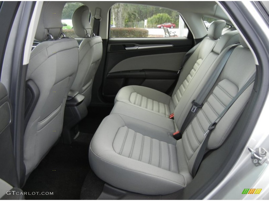 2013 Ford Fusion S Rear Seat Photo #73059546