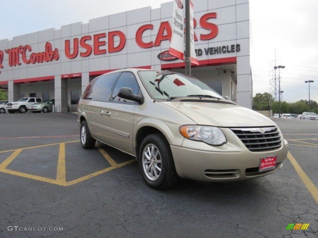 2007 Town & Country LX - Linen Gold Metallic / Dark Khaki/Light Graystone photo #1