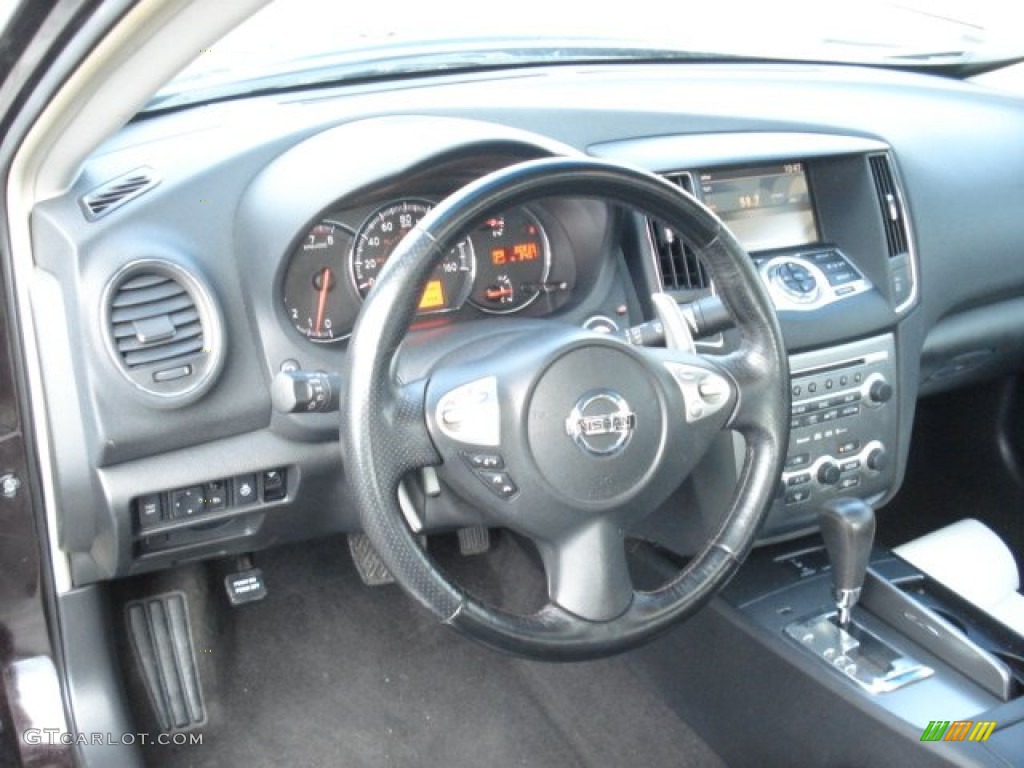 2010 Nissan Maxima 3.5 SV Charcoal Dashboard Photo #73061775