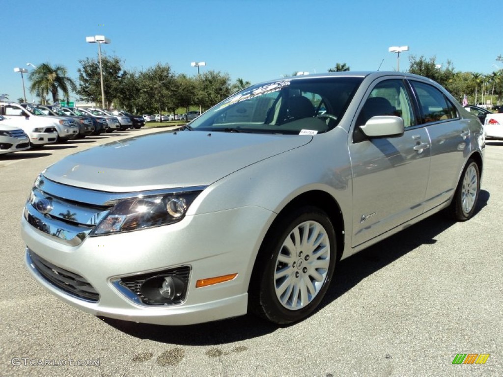 2010 Fusion Hybrid - Brilliant Silver Metallic / Medium Light Stone photo #13