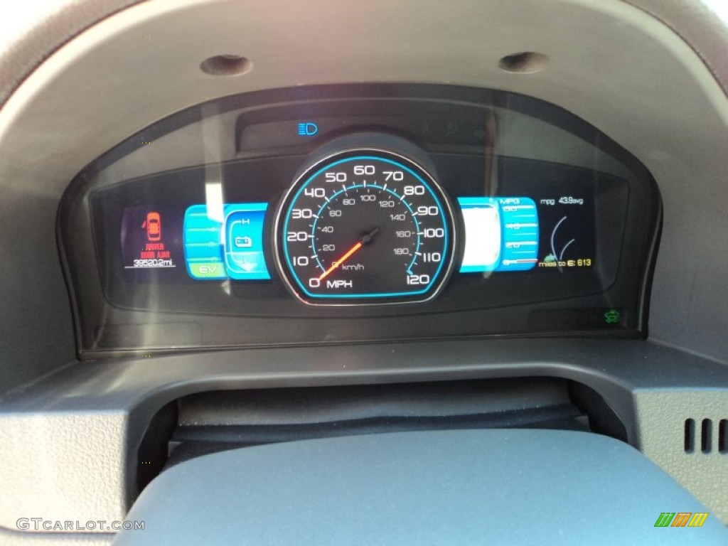 2010 Fusion Hybrid - Brilliant Silver Metallic / Medium Light Stone photo #32