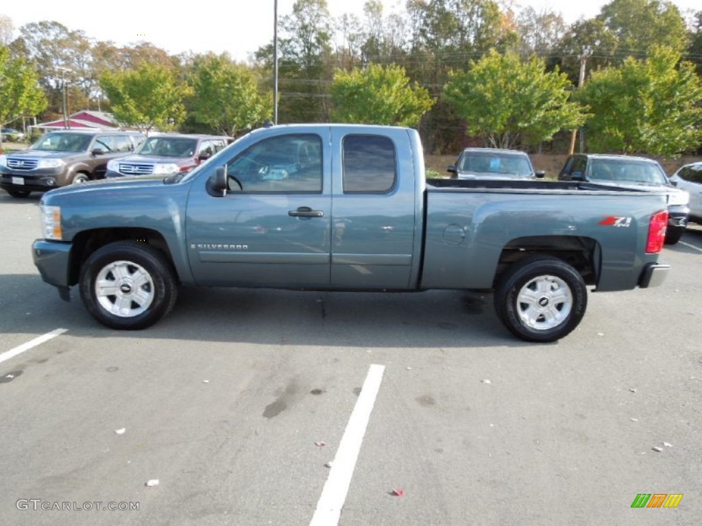 2007 Silverado 1500 LT Z71 Extended Cab 4x4 - Blue Granite Metallic / Light Titanium/Ebony Black photo #3