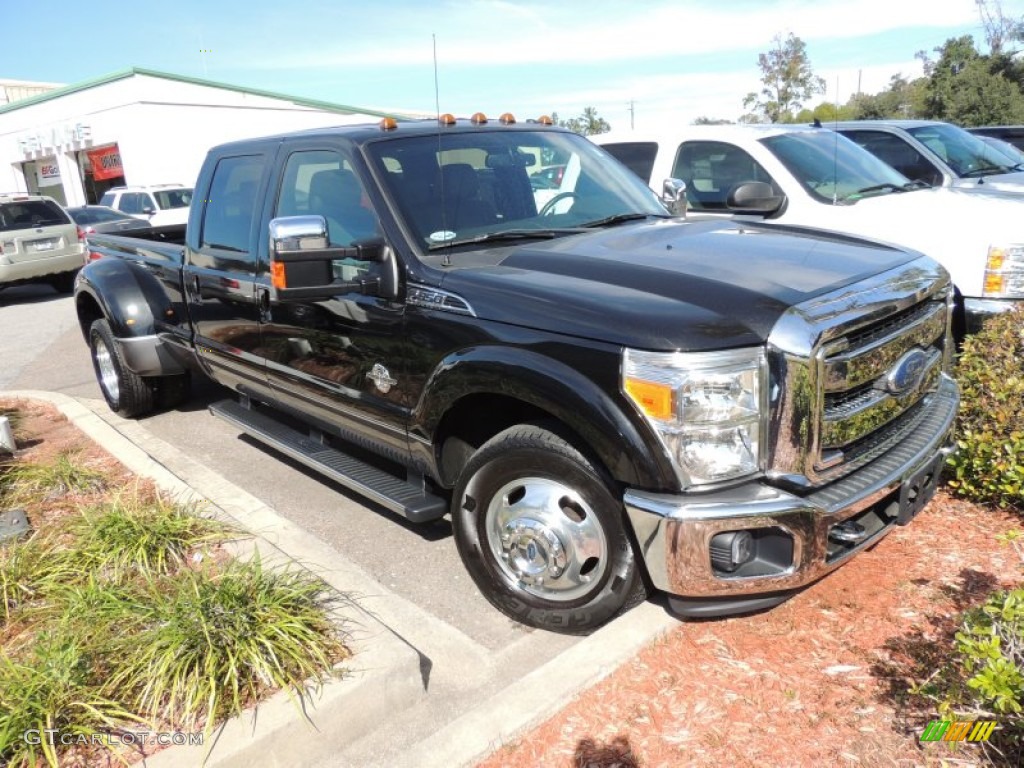 Tuxedo Black Ford F350 Super Duty