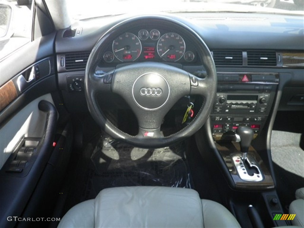 2002 Audi S6 4.2 quattro Avant Silver Dashboard Photo #73064316