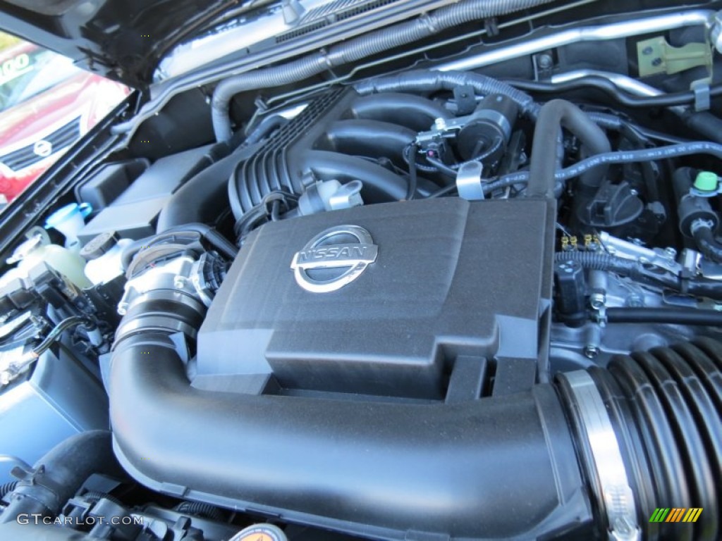 2012 Nissan Xterra Pro-4X 4x4 Engine Photos