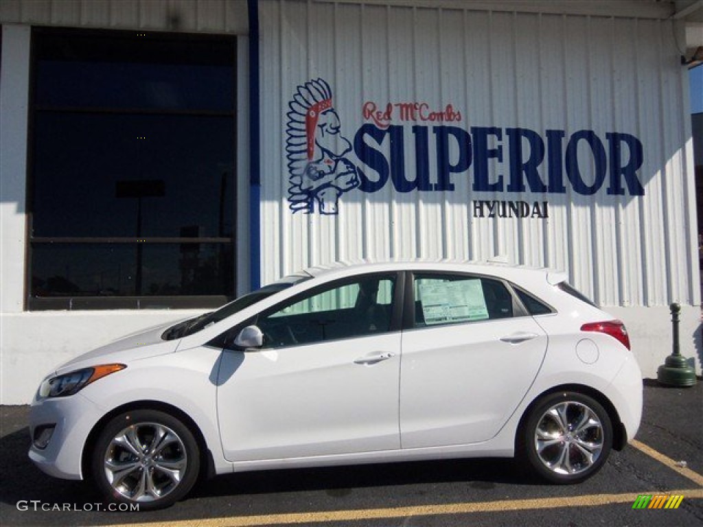 2013 Elantra GT - Monaco White / Beige photo #5