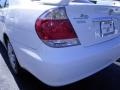 Super White - Camry LE Photo No. 12