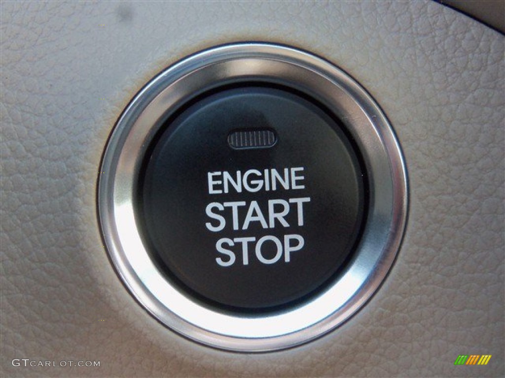 2013 Elantra GT - Monaco White / Beige photo #18