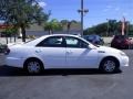 Super White - Camry LE Photo No. 20