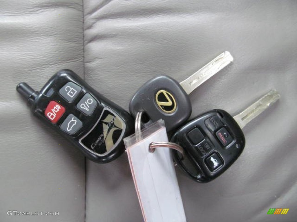 2003 Lexus ES 300 Keys Photos