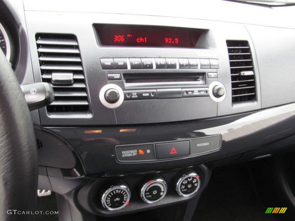 2012 Mitsubishi Lancer Evolution GSR Controls Photo #73071344