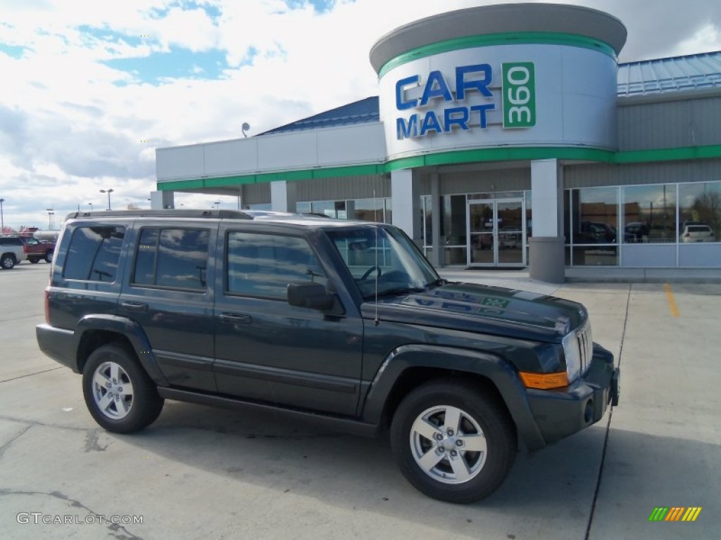 Steel Blue Metallic Jeep Commander