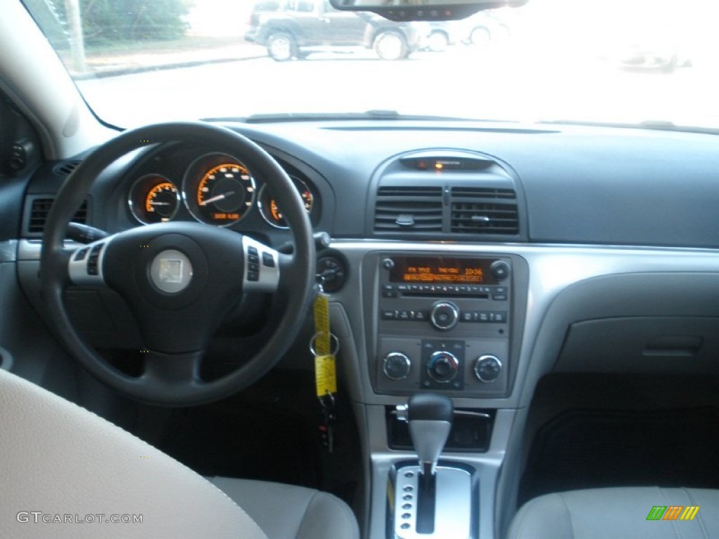 2008 Aura XE 3.5 - Silver Pearl / Gray photo #4