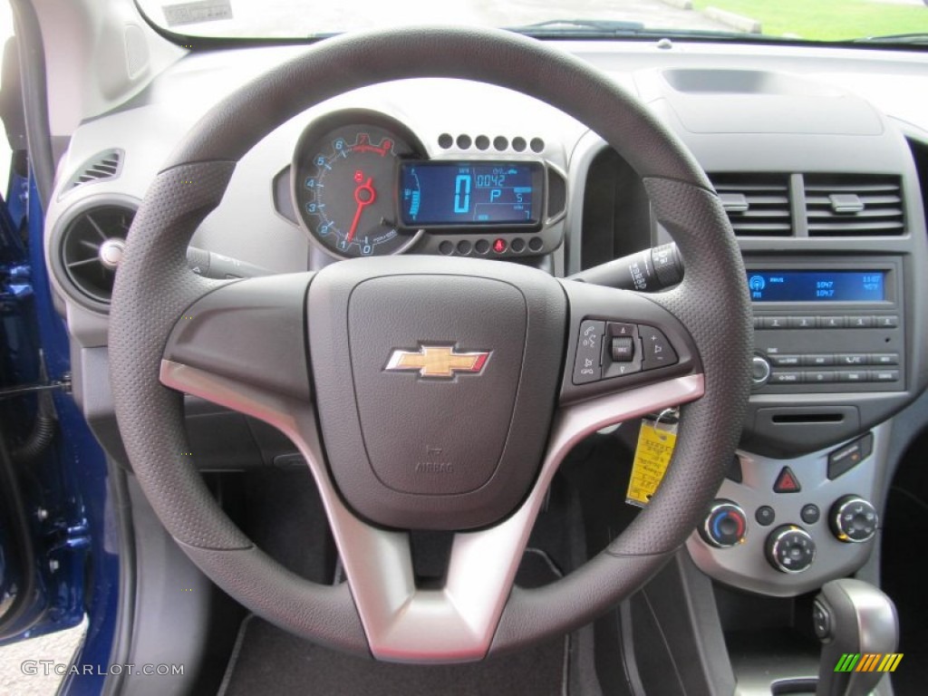 2013 Chevrolet Sonic LS Sedan Jet Black/Dark Titanium Steering Wheel Photo #73076174
