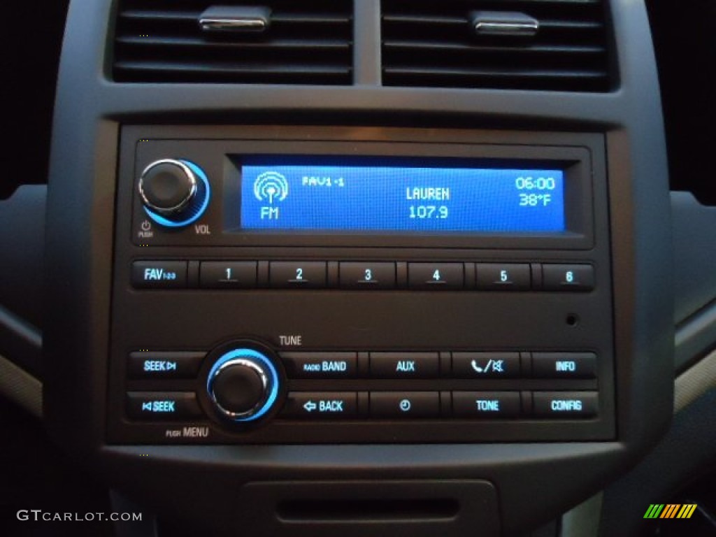 2013 Chevrolet Sonic LS Sedan Audio System Photo #73076196