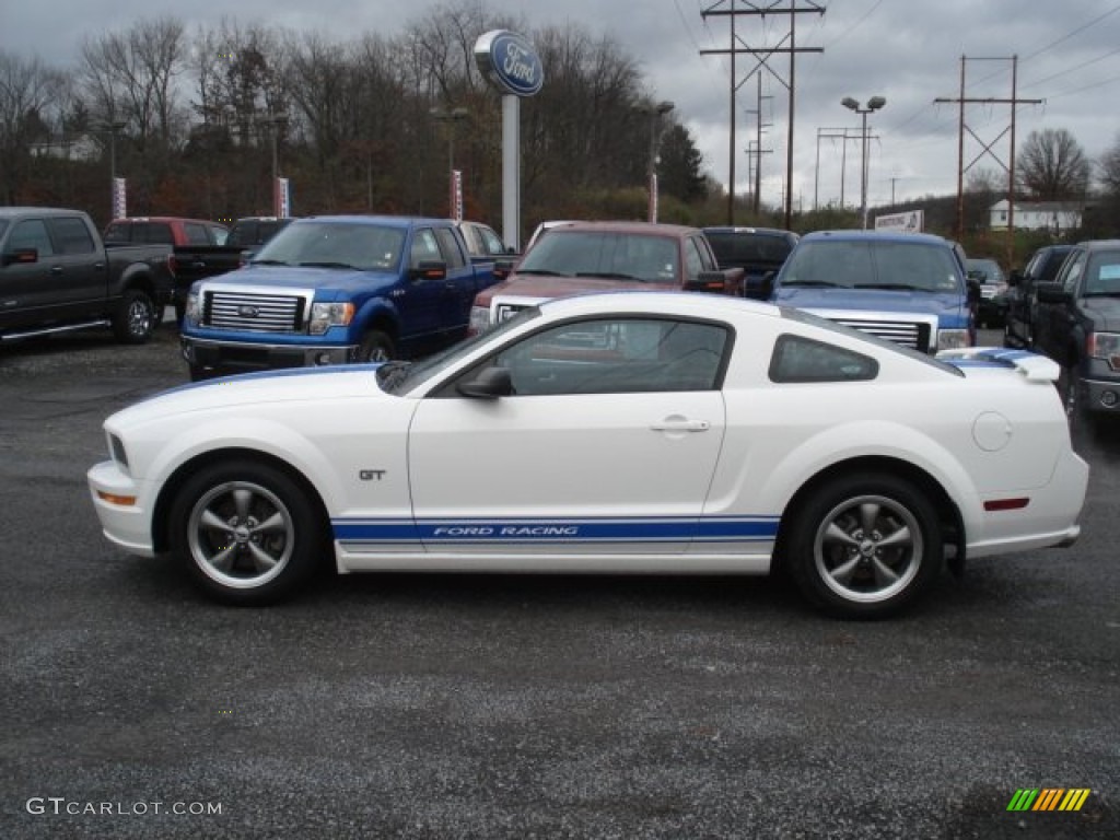 2006 Mustang GT Premium Coupe - Performance White / Dark Charcoal photo #5