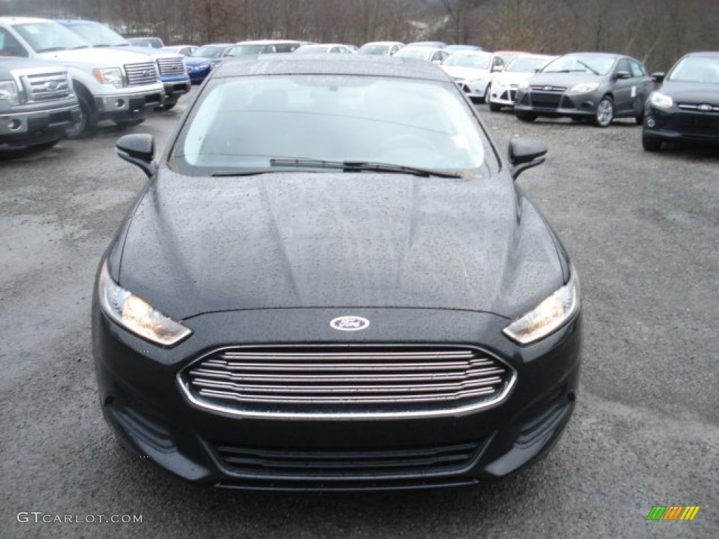 2013 Fusion SE 1.6 EcoBoost - Tuxedo Black Metallic / Charcoal Black photo #3