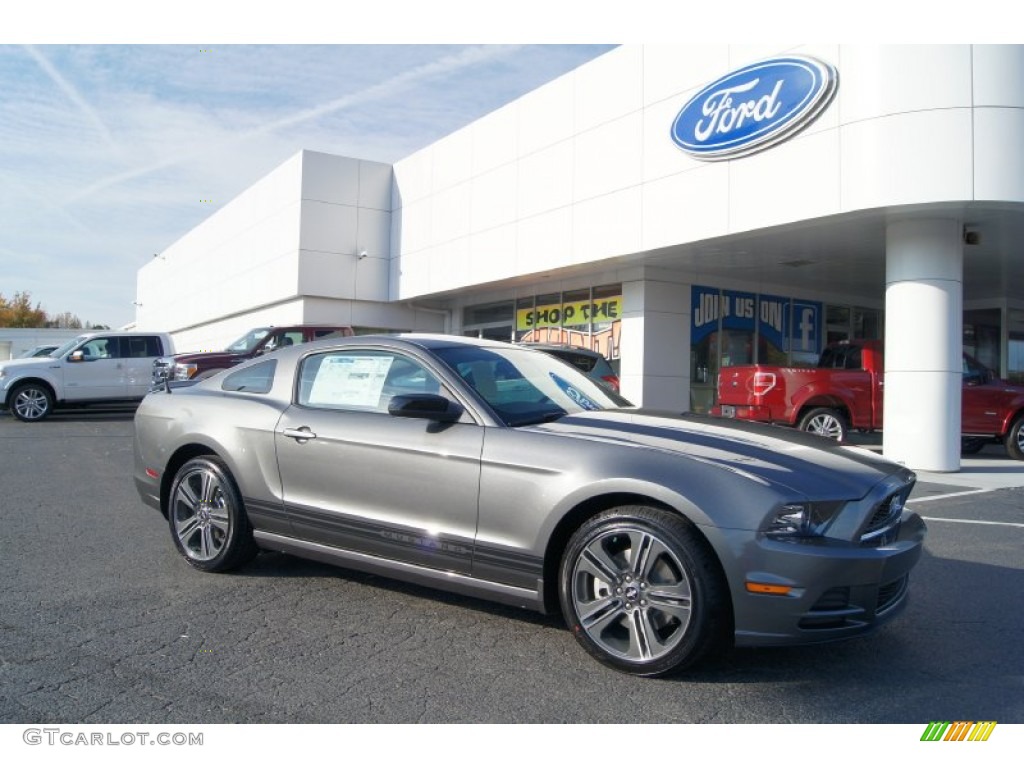 Sterling Gray Metallic 2013 Ford Mustang V6 Coupe Exterior Photo #73083390