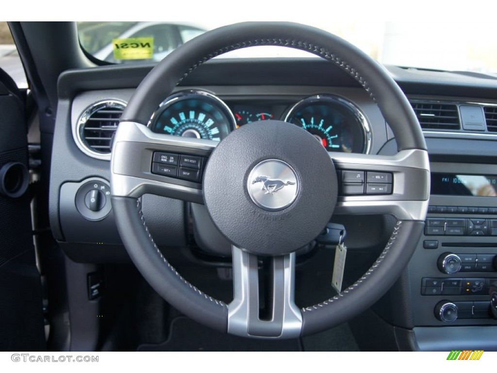 2013 Ford Mustang V6 Coupe Charcoal Black Steering Wheel Photo #73083738