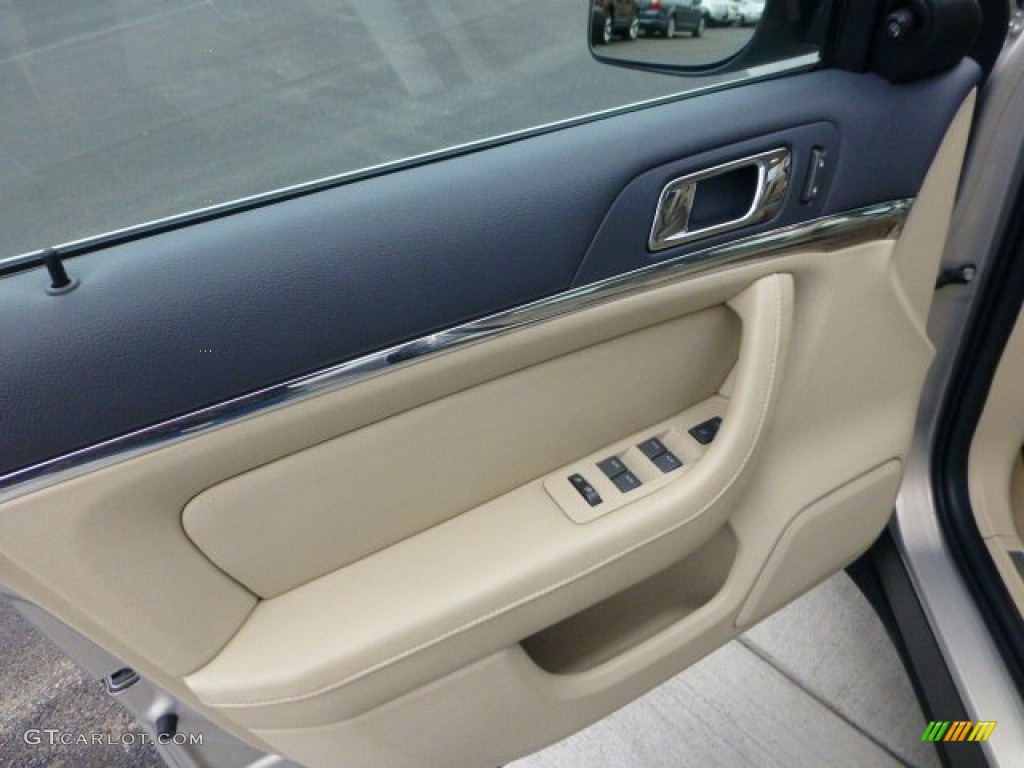 2009 Lincoln MKS Sedan Light Camel Door Panel Photo #73086472