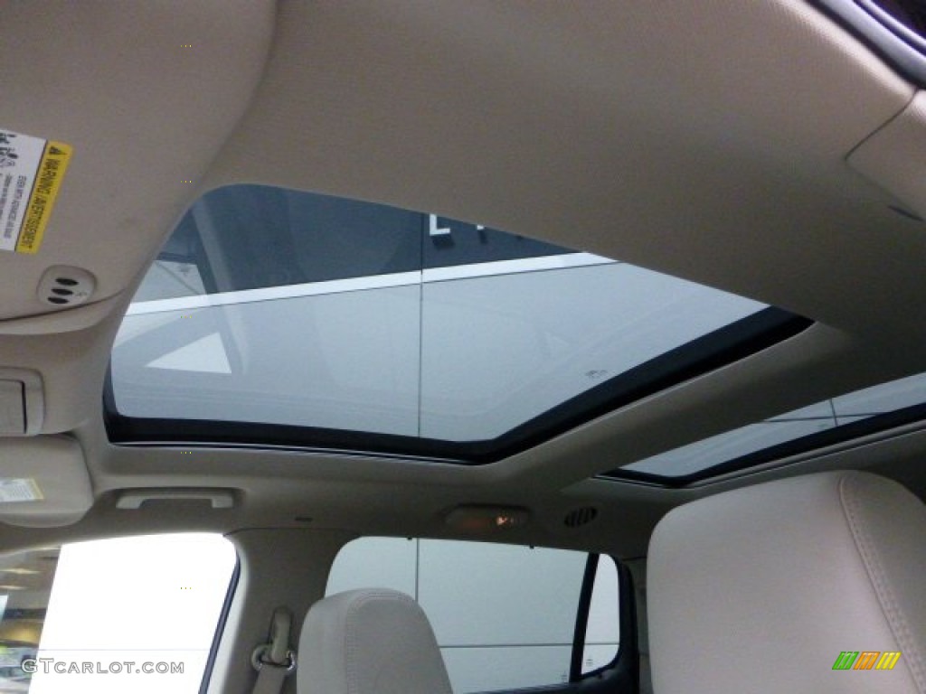 2010 Lincoln MKT AWD Sunroof Photos