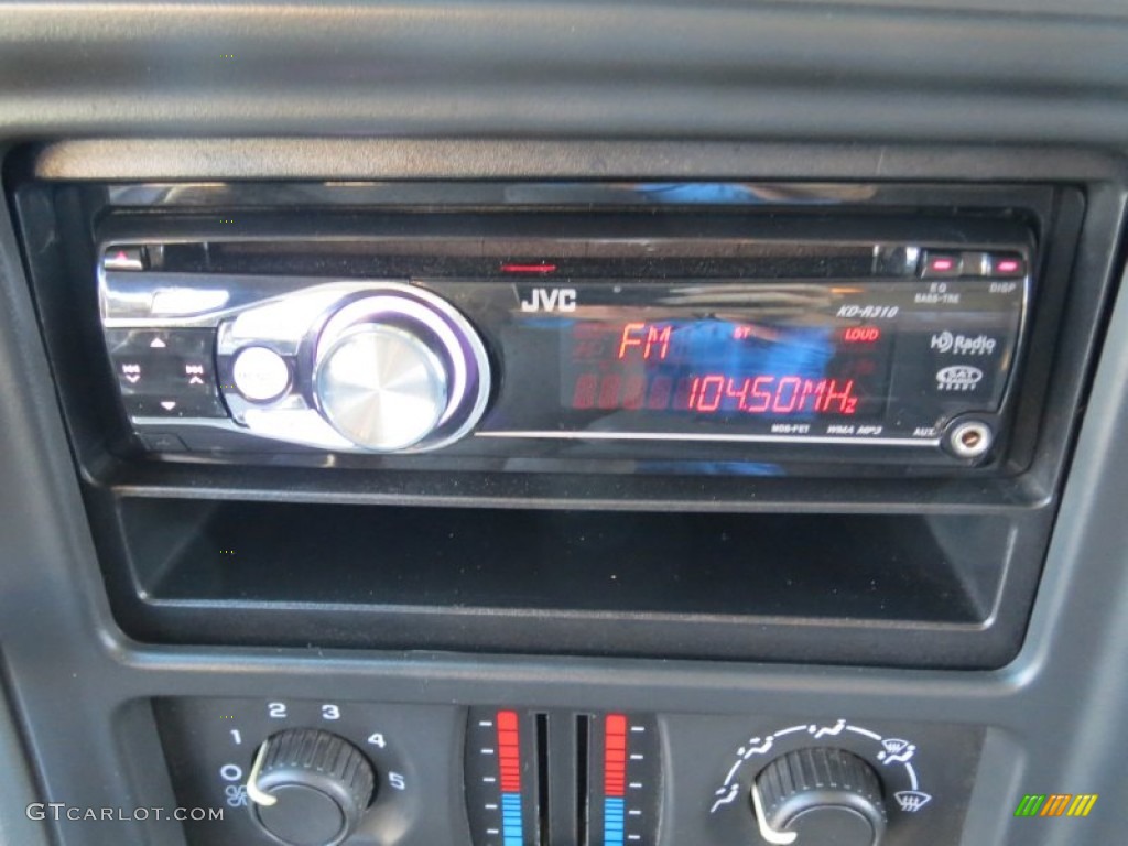 2005 Silverado 1500 Z71 Extended Cab 4x4 - Sandstone Metallic / Dark Charcoal photo #38