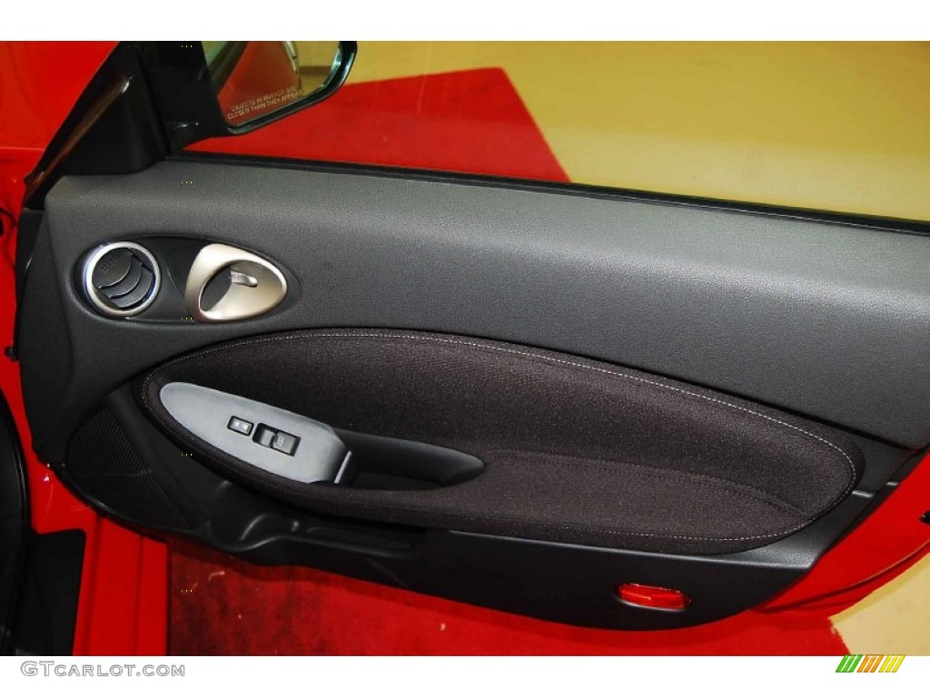 2012 Nissan 370Z Coupe Door Panel Photos