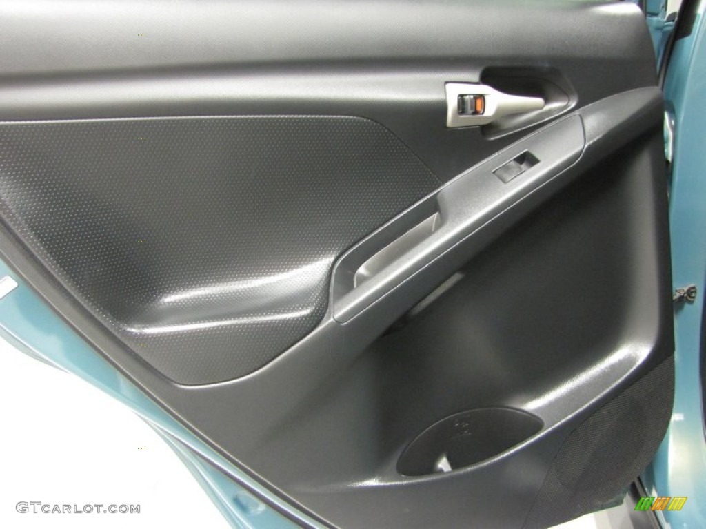 2009 Vibe 2.4 AWD - Mystic Blue Metallic / Ebony photo #10