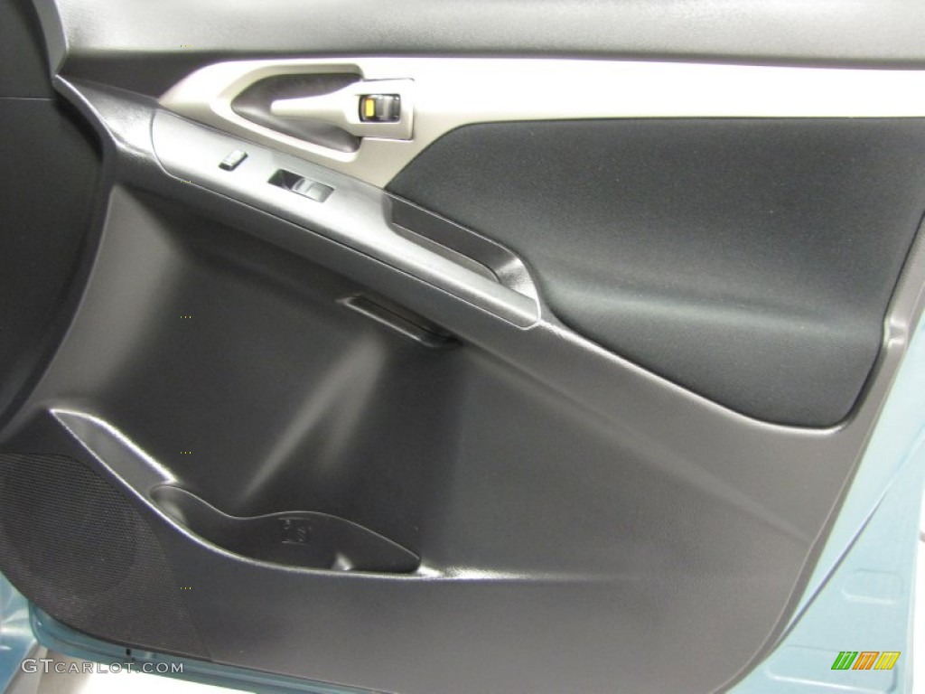 2009 Vibe 2.4 AWD - Mystic Blue Metallic / Ebony photo #11