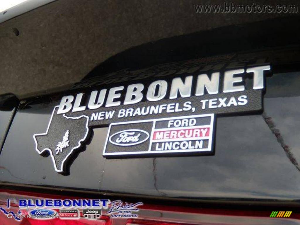 2007 Mustang V6 Deluxe Coupe - Black / Dark Charcoal photo #14