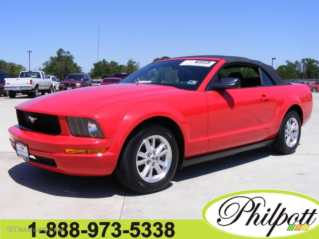 2007 Mustang V6 Deluxe Convertible - Torch Red / Dark Charcoal photo #1