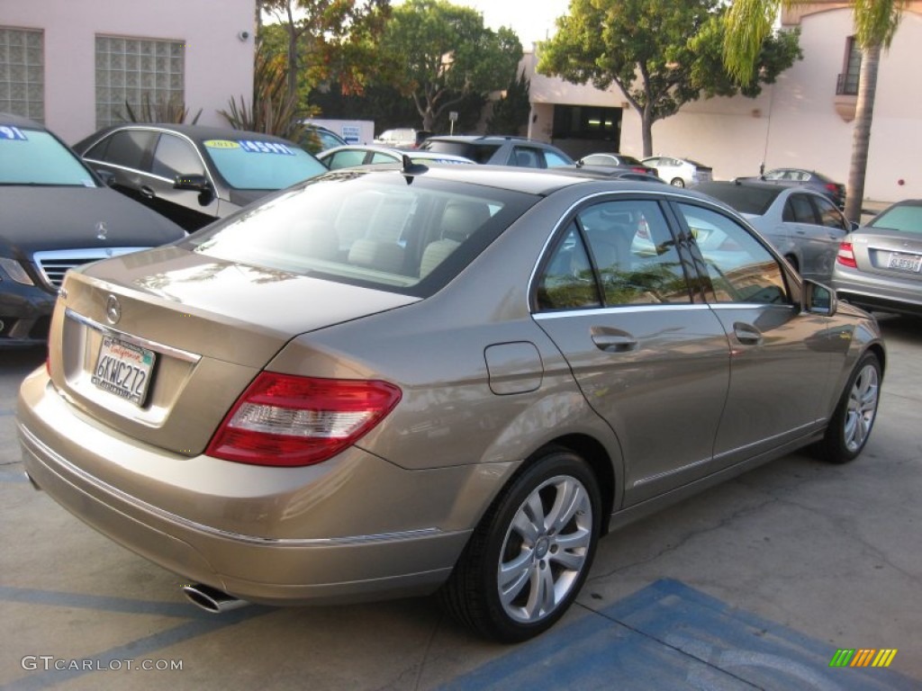 2010 C 300 Luxury - Sand Beige Metallic / Almond/Mocha photo #2