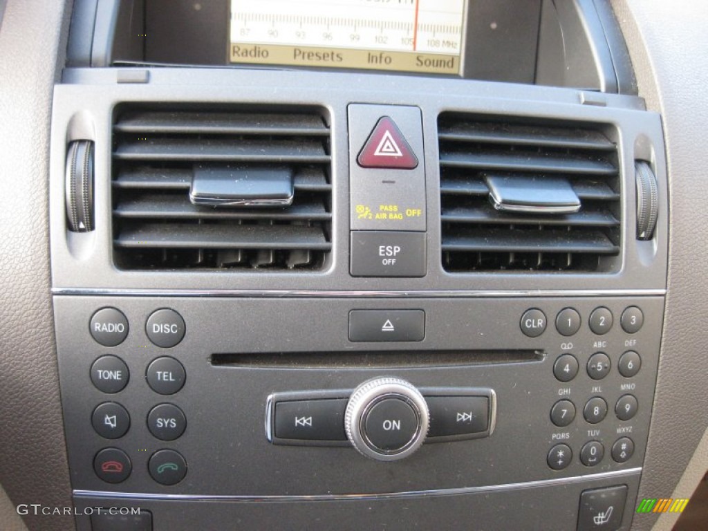 2010 Mercedes-Benz C 300 Luxury Controls Photo #73090791