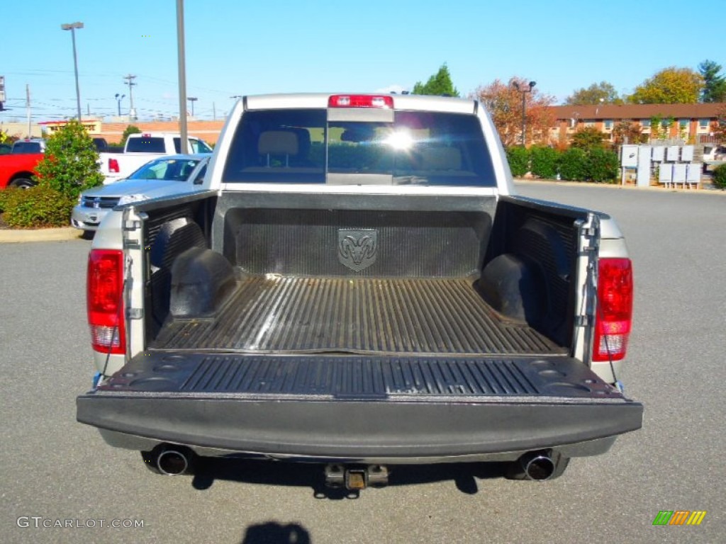 2010 Ram 1500 Big Horn Crew Cab - Light Graystone Pearl / Light Pebble Beige/Bark Brown photo #19