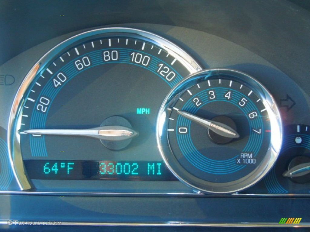 2009 HHR LS - Summit White / Ebony photo #15