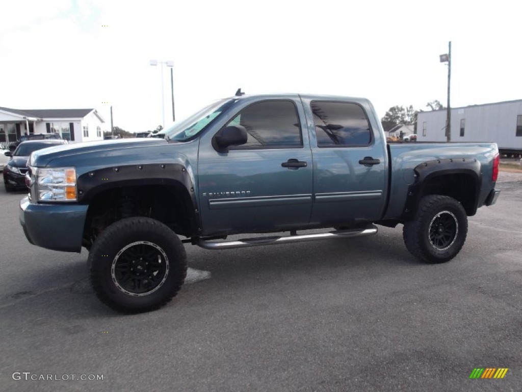 2009 Silverado 1500 LT Crew Cab 4x4 - Blue Granite Metallic / Light Titanium photo #4