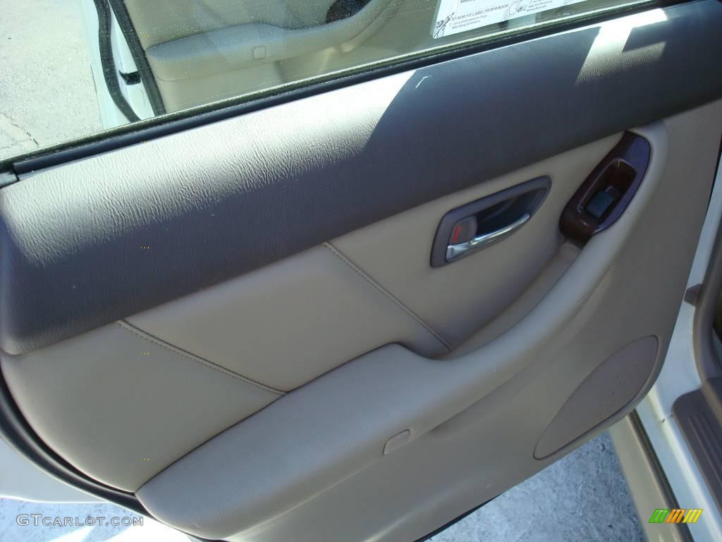 2001 Outback Limited Sedan - White Frost Pearl / Beige photo #20