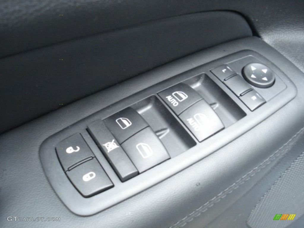 2013 Grand Cherokee Laredo 4x4 - Winter Chill Pearl / Dark Graystone/Medium Graystone photo #15