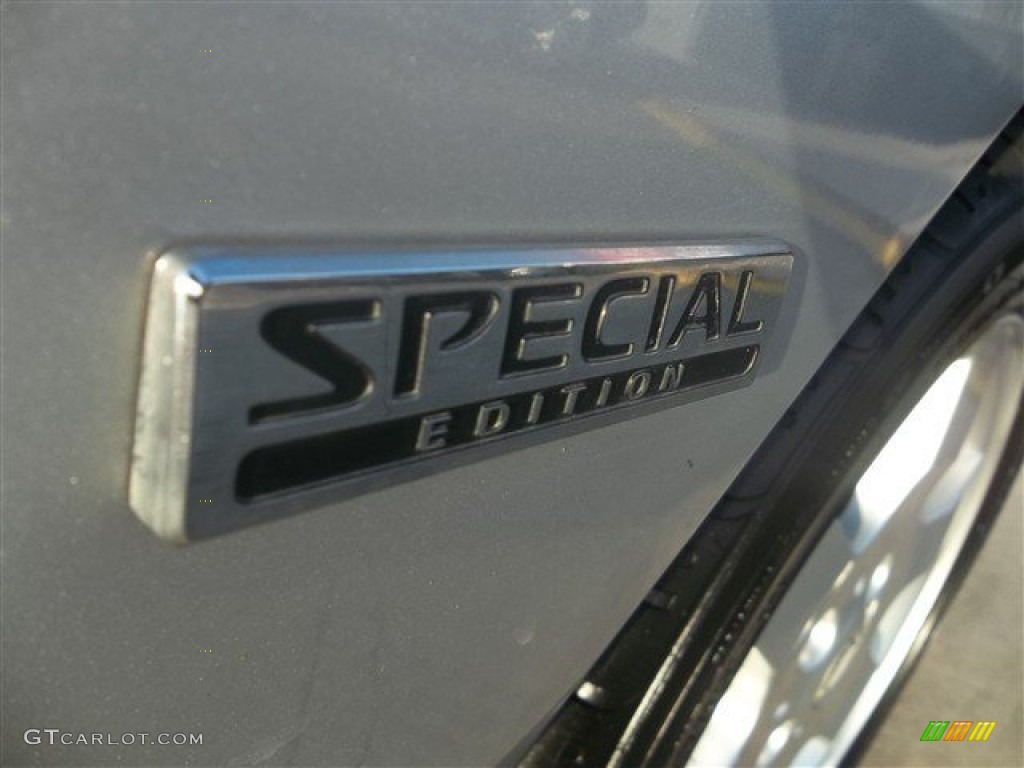 2006 Sentra 1.8 S Special Edition - Brilliant Aluminum Metallic / Charcoal photo #8