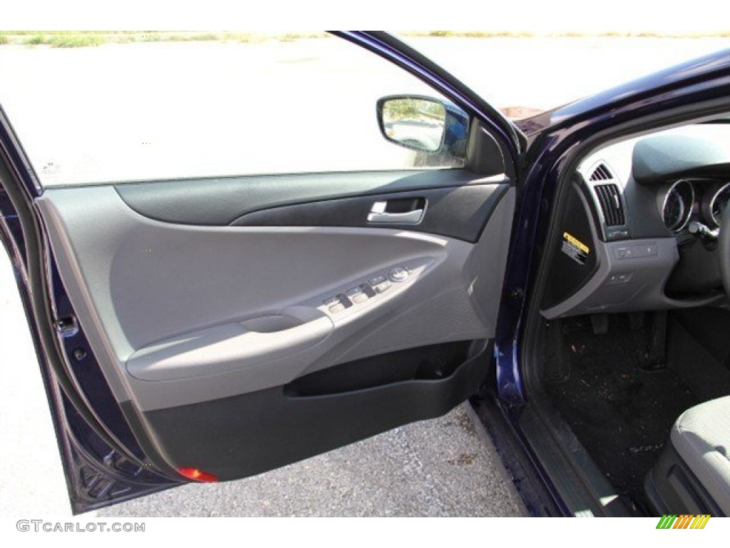 2012 Hyundai Sonata GLS Gray Door Panel Photo #73097289