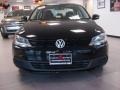 Black - Jetta SE Sedan Photo No. 7