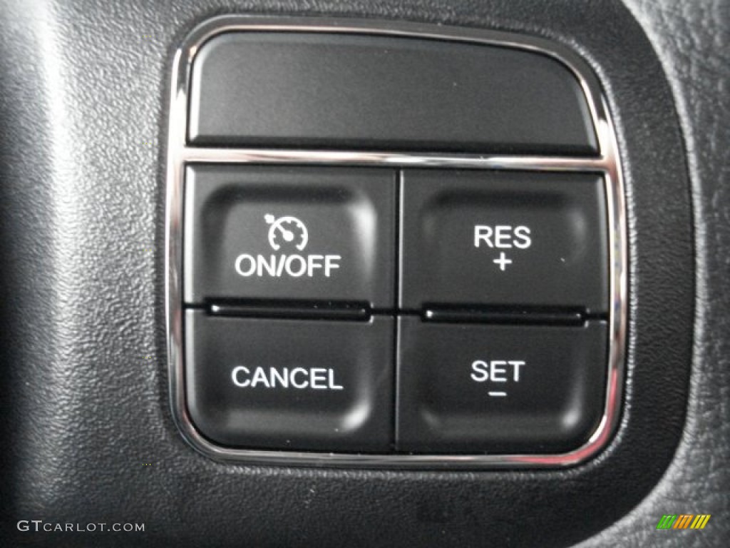 2013 Jeep Wrangler Unlimited Sport 4x4 Controls Photo #73100537