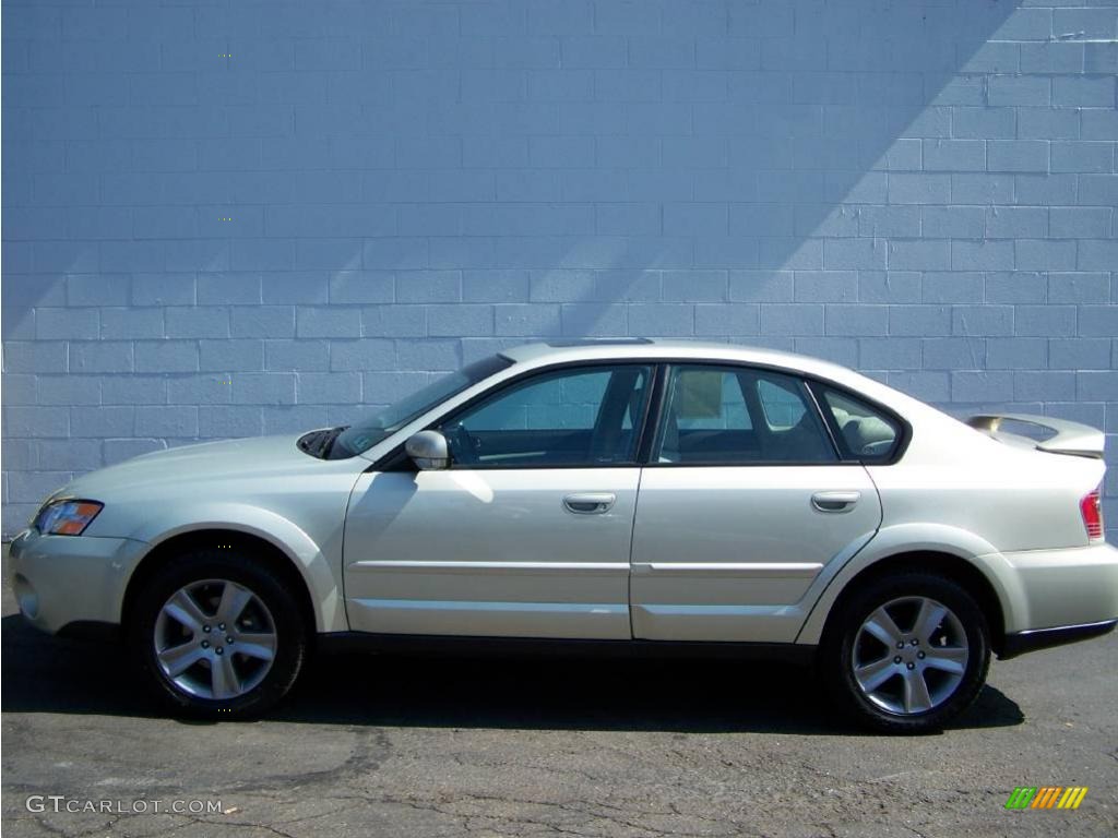 2006 Outback 3.0 R L.L.Bean Edition Sedan - Champagne Gold Opalescent / Taupe photo #4