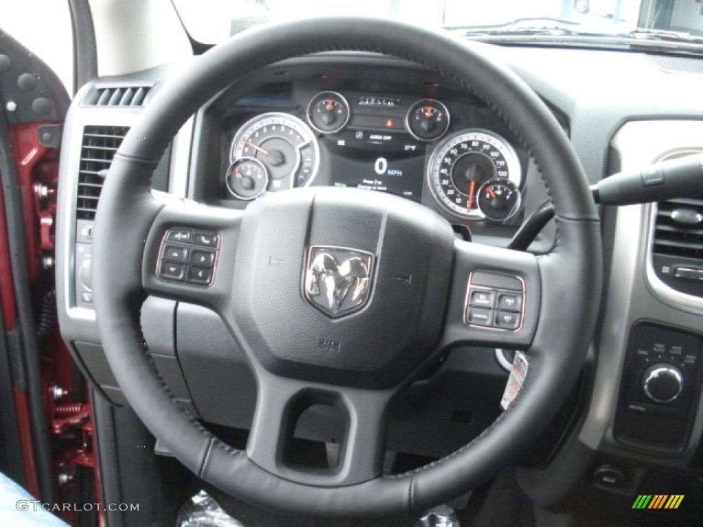 2013 Ram 1500 Big Horn Crew Cab 4x4 Black/Diesel Gray Steering Wheel Photo #73100951