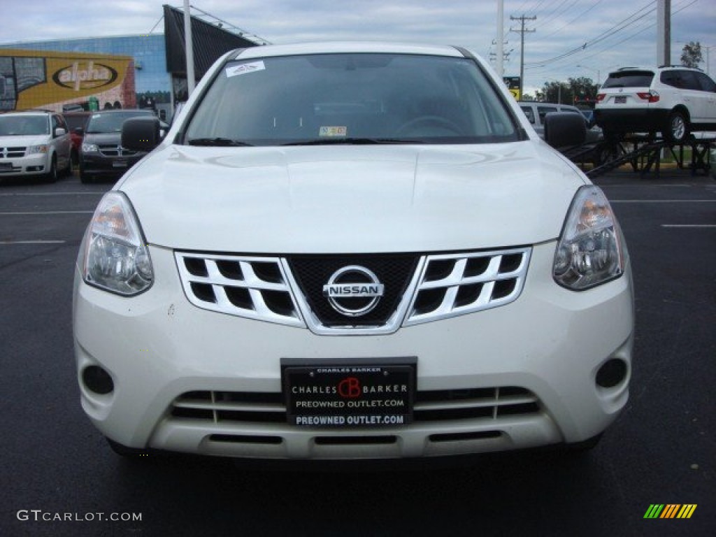 2011 Rogue S AWD - Pearl White / Gray photo #9