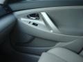 Black - Camry SE Photo No. 18